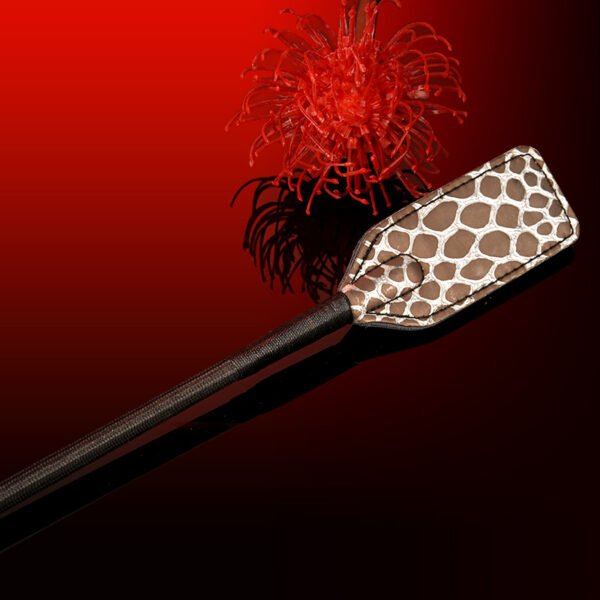 Premium BDSM Spanking Paddle – Snake Print Design with Sturdy Grip - Image 5